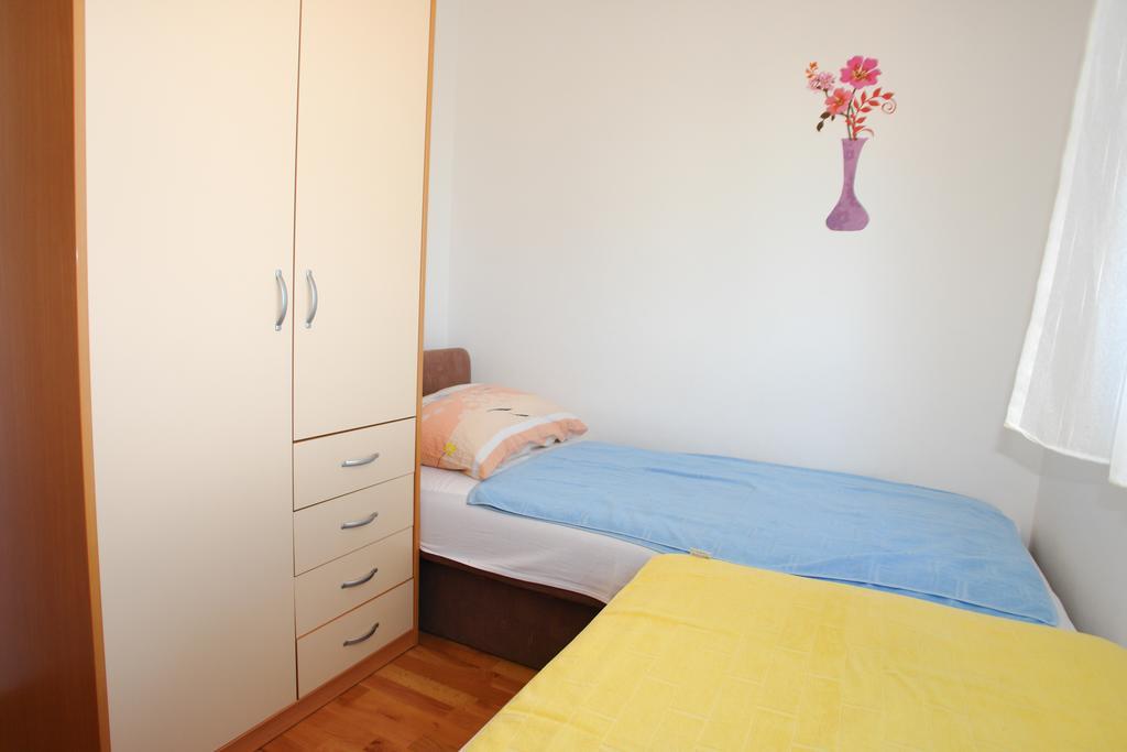 Apartments Spirito Rogoznica Kültér fotó